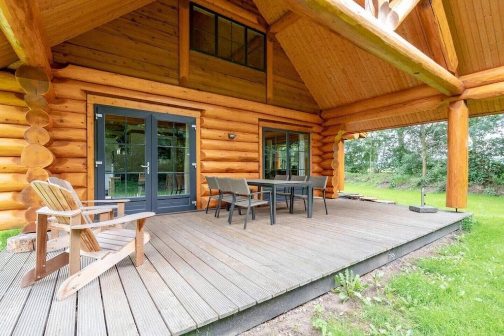 Unieke Houten Villa Met Sauna In Twente - 5P Den Ham Bagian luar foto
